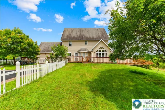 $459,900 | 2247 Reo Drive, Effort, PA 18330