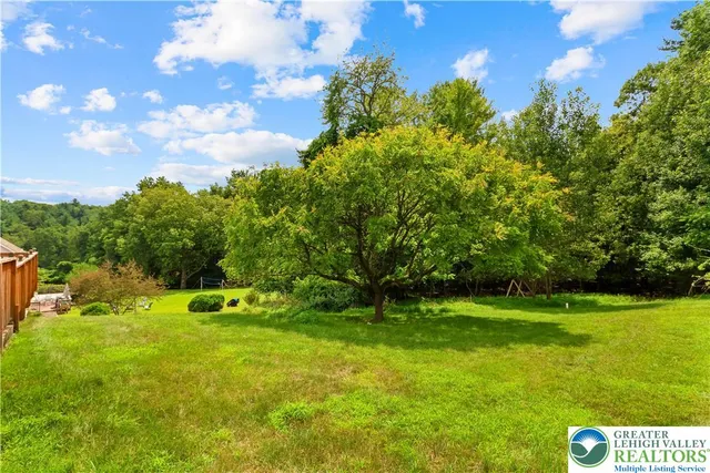 $459,900 | 2247 Reo Drive, Effort, PA 18330