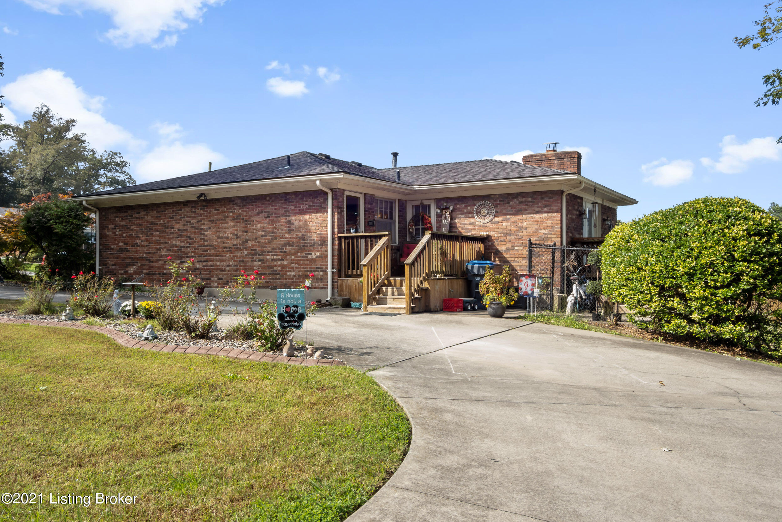 3101 Rome Road Louisville, KY 40216 - Photo 4 of 42 3101 Rome Rd-04