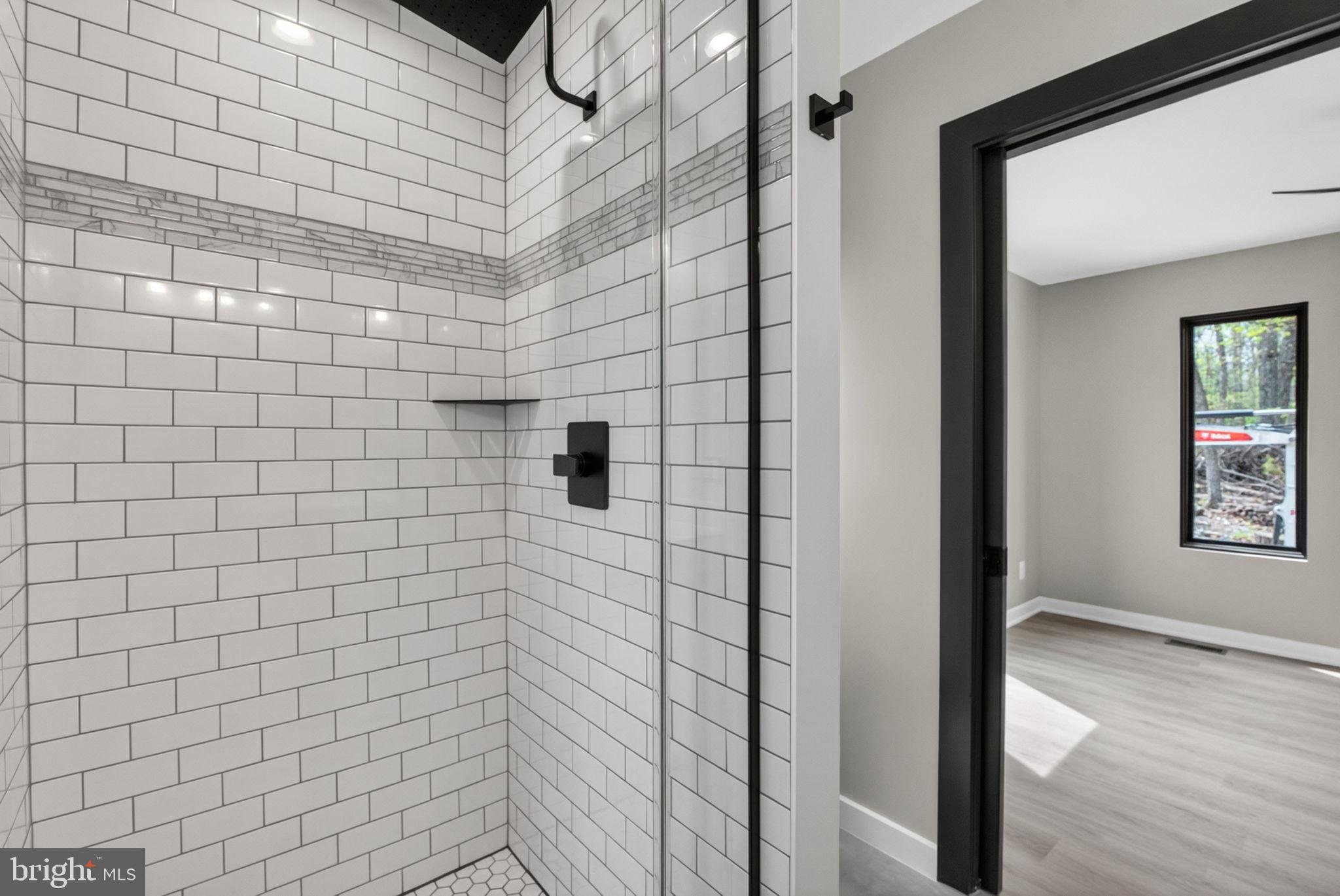 4101 Supinlick Ridge Road Mount Jackson, VA 22842 - Photo 15 of 34 a bathroom with a shower