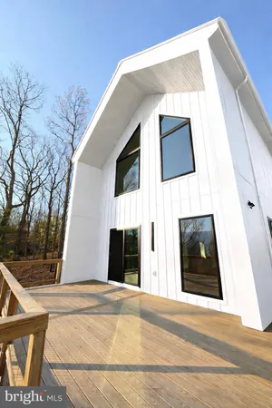 $750,000 | 4101 Supinlick Ridge Road, Mount Jackson, VA 22842