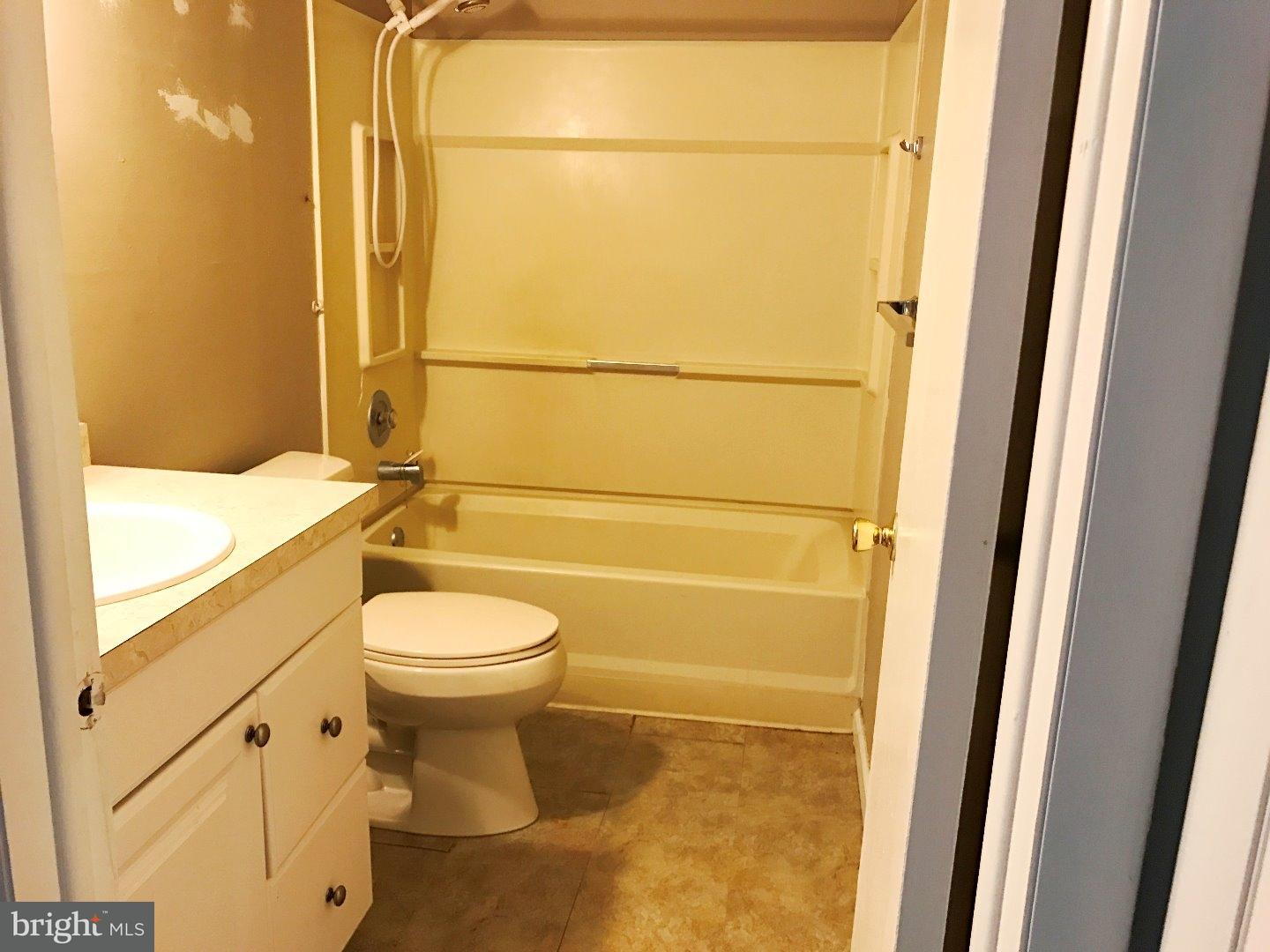 88 Eaves Mill Road Medford, NJ 08055 - Photo 10 of 13 Bathroom