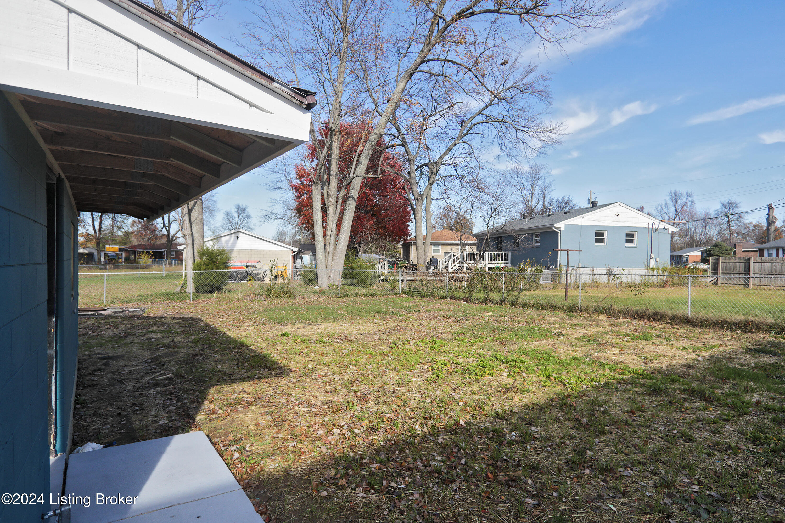 3509 Tarragon Road Louisville, KY 40219 - Photo 40 of 44 3509_Tarragon_048