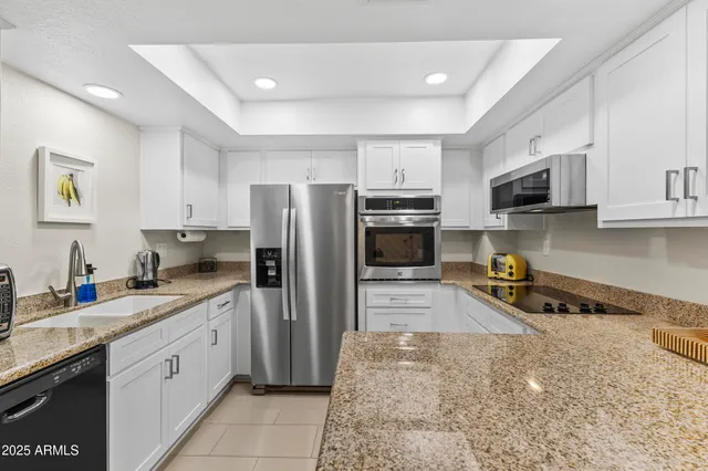 $179,000 | 17404 North 99th Avenue, Unit 307, Sun City, AZ 85373