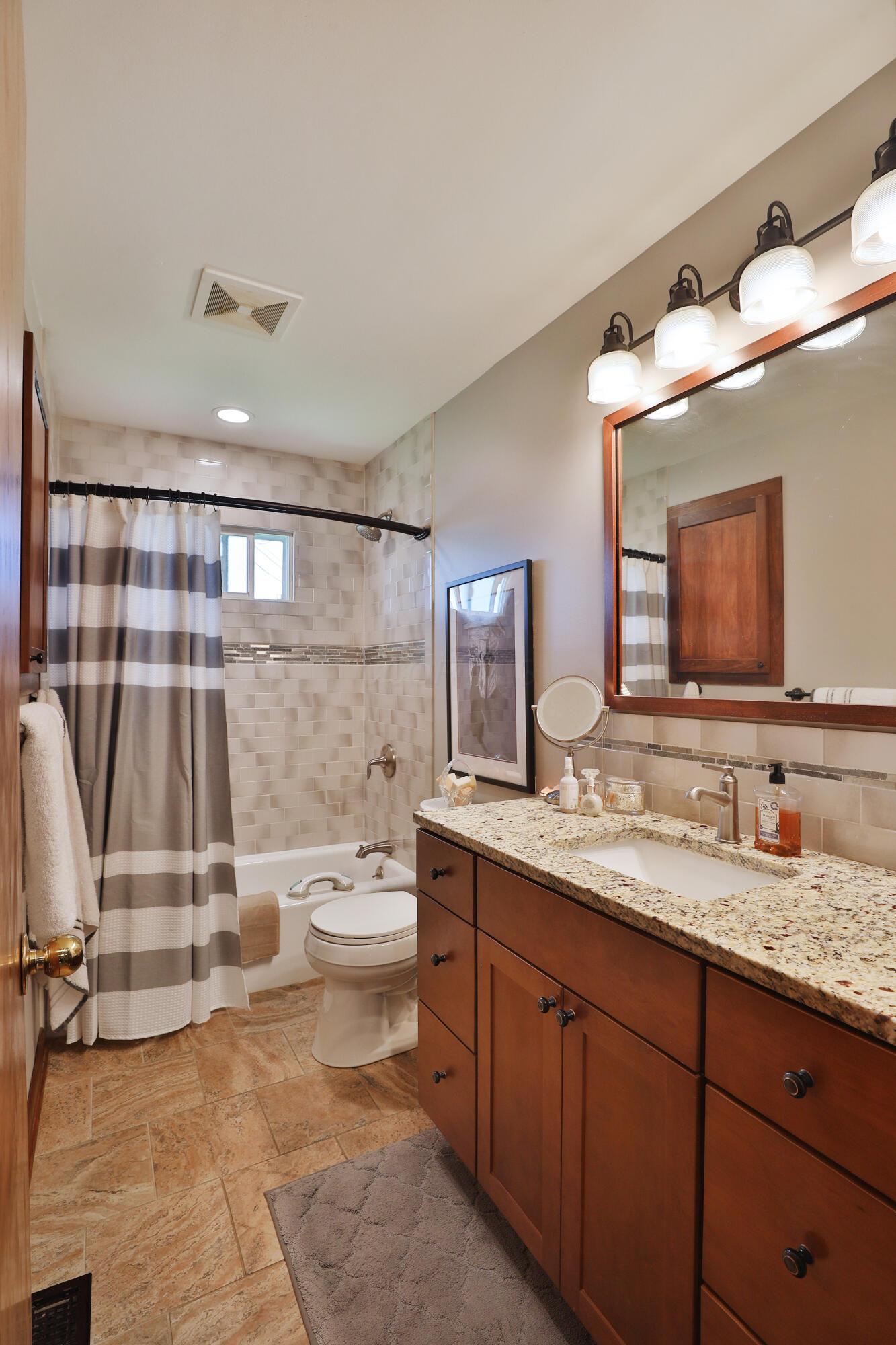 5580 Millington Road Columbus, OH 43235 - Photo 26 of 45 5580-Millington-26