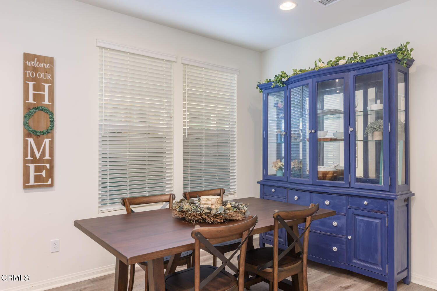 217 Stonegate Road Camarillo, CA 93010 - Photo 12 of 33 a view of a dining room with furniture and window