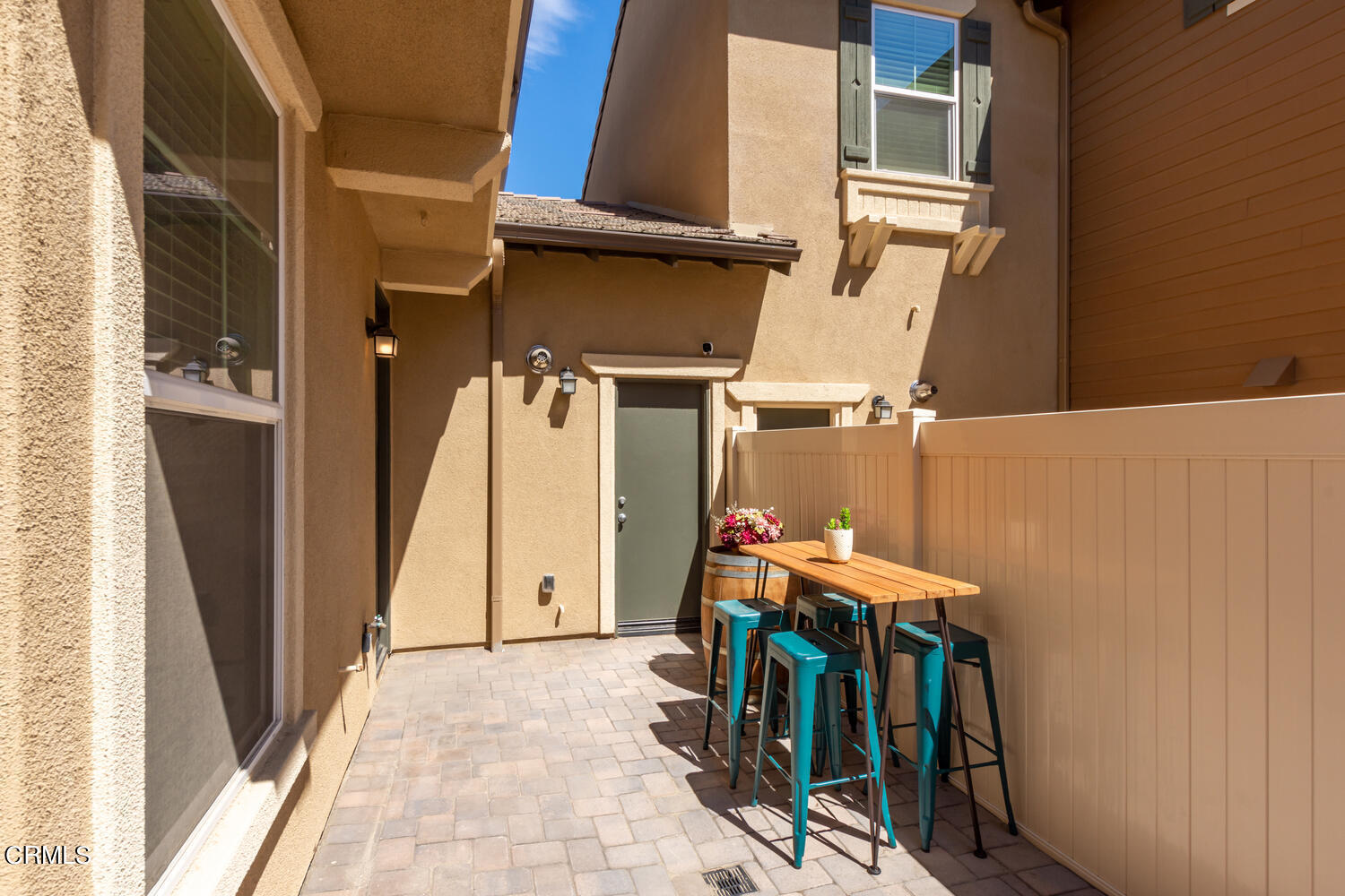217 Stonegate Road Camarillo, CA 93010 - Photo 26 of 33 an outdoor space with seating