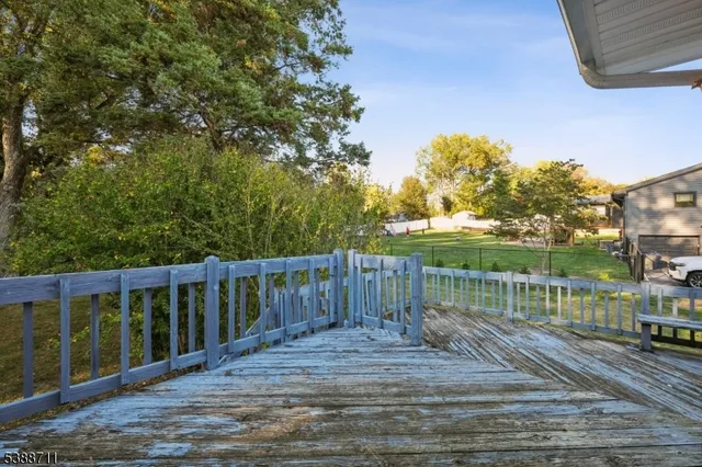 $749,999 | 74 Fairway Drive, East Hanover, NJ 07936