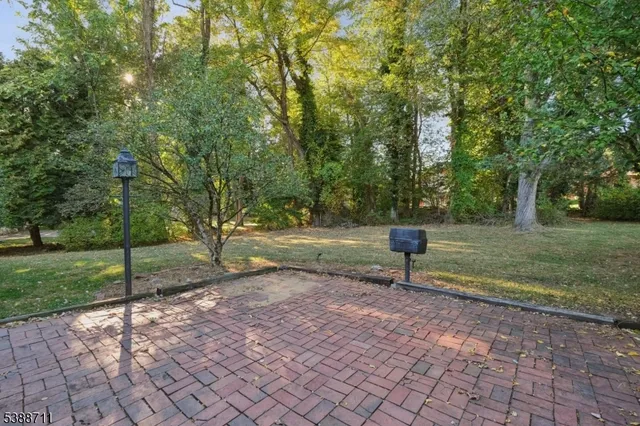 $749,999 | 74 Fairway Drive, East Hanover, NJ 07936