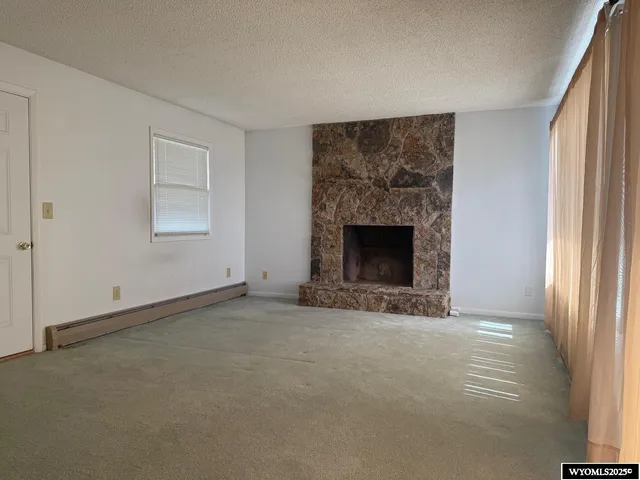 $299,000 | 1630 Coulson Drive, Rawlins, WY 82301