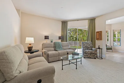 $1,079,000 | 600 Masters Way, Palm Beach Gardens, FL 33418