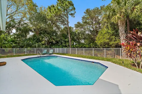 $1,079,000 | 600 Masters Way, Palm Beach Gardens, FL 33418