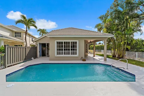 $1,079,000 | 600 Masters Way, Palm Beach Gardens, FL 33418