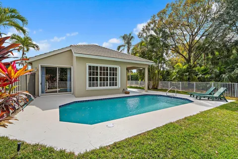 $1,079,000 | 600 Masters Way, Palm Beach Gardens, FL 33418