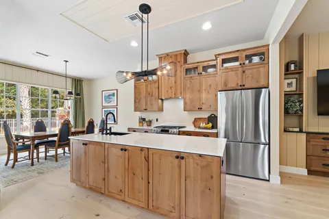 $1,079,000 | 600 Masters Way, Palm Beach Gardens, FL 33418