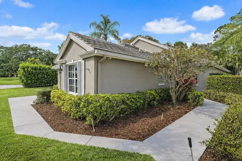 $1,079,000 | 600 Masters Way, Palm Beach Gardens, FL 33418