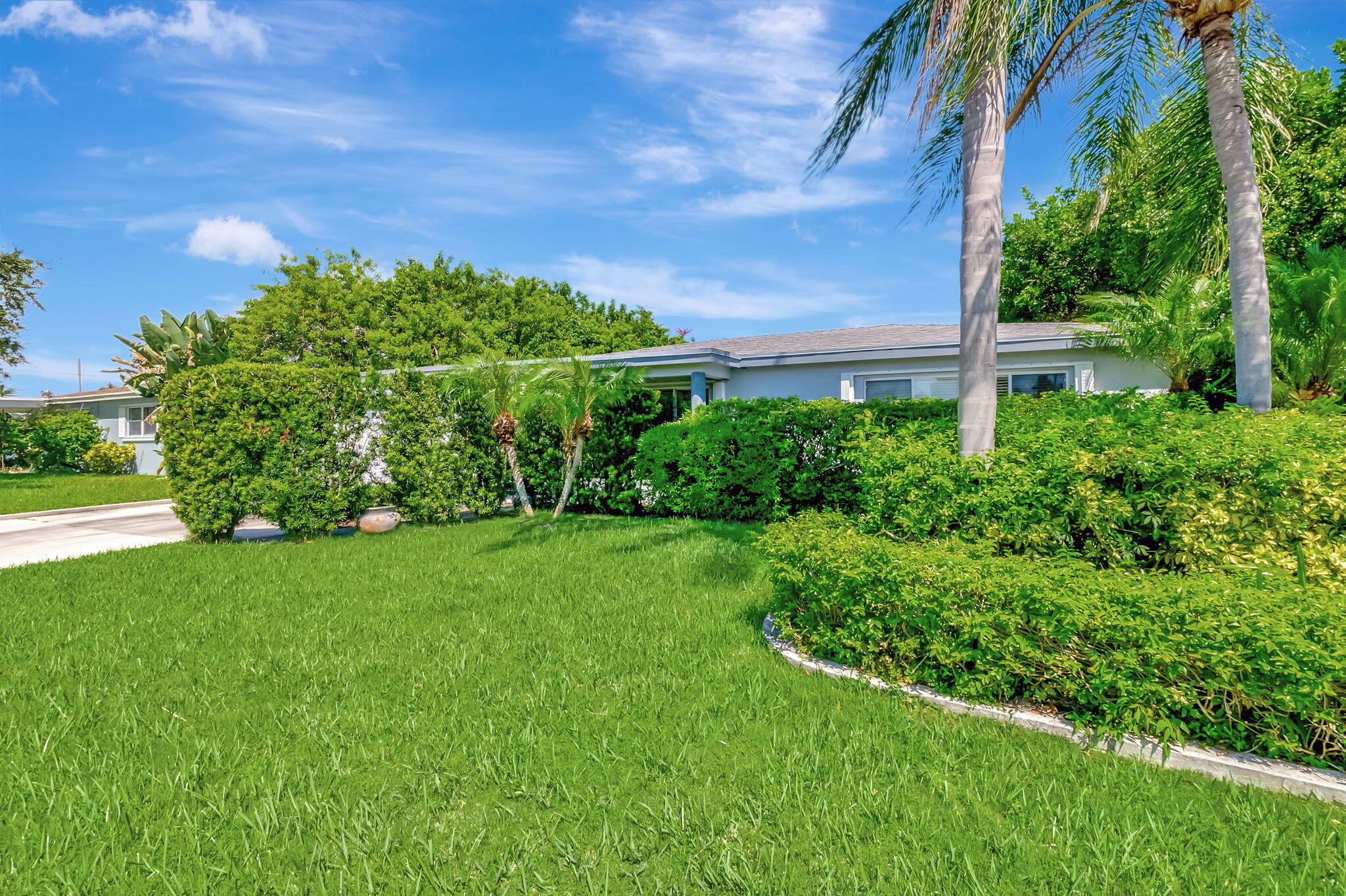 395 Northeast 28th Road Boca Raton, FL 33431 - Photo 3 of 14 14-web-or-mls-DSC_5458