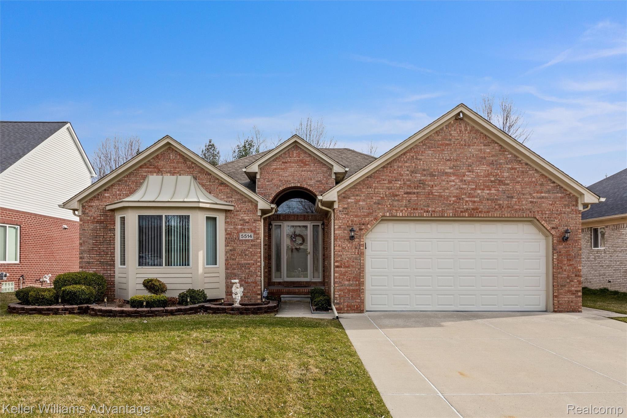5514 Bedell Road Sterling Heights, MI 48310 - Photo 36 of 38 2.5 Car Attached Garage