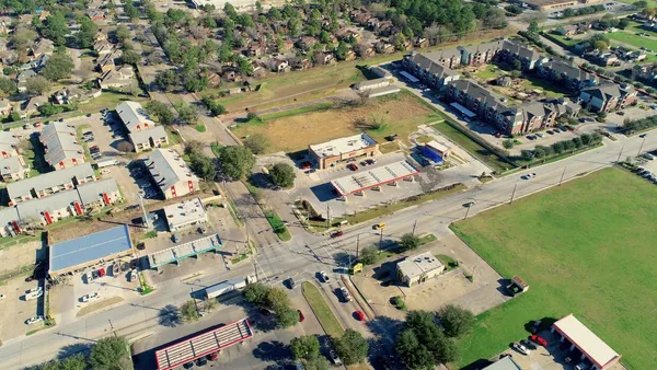 $3,000 | 3340 West Little York Road, Houston, TX 77091