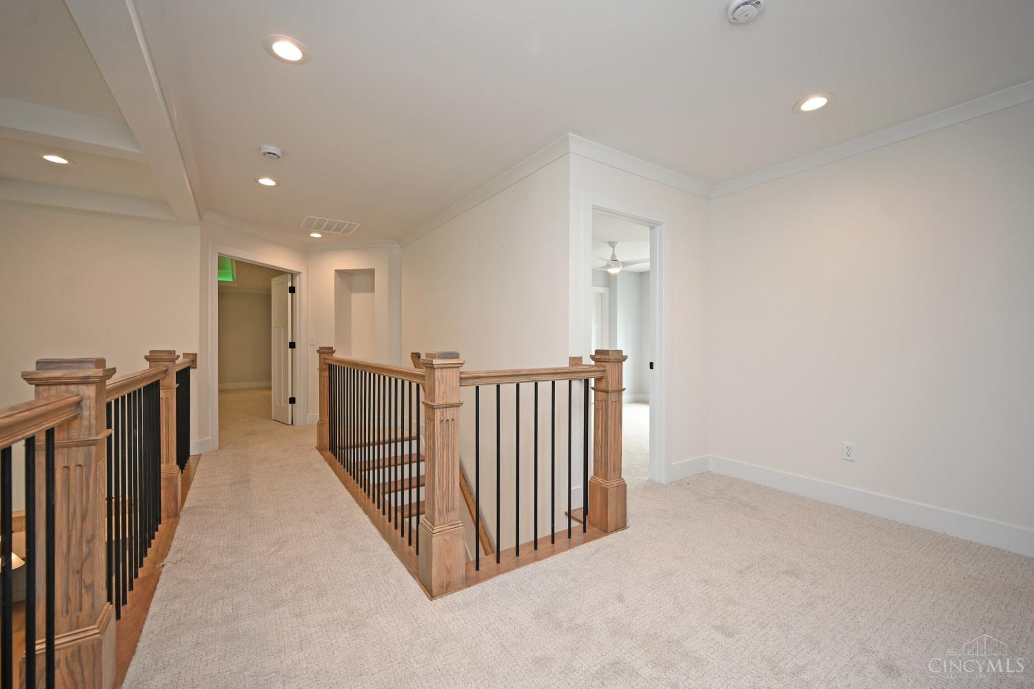 8639 Weller Road Montgomery, OH 45249 - Photo 32 of 61 Gallery Image 32