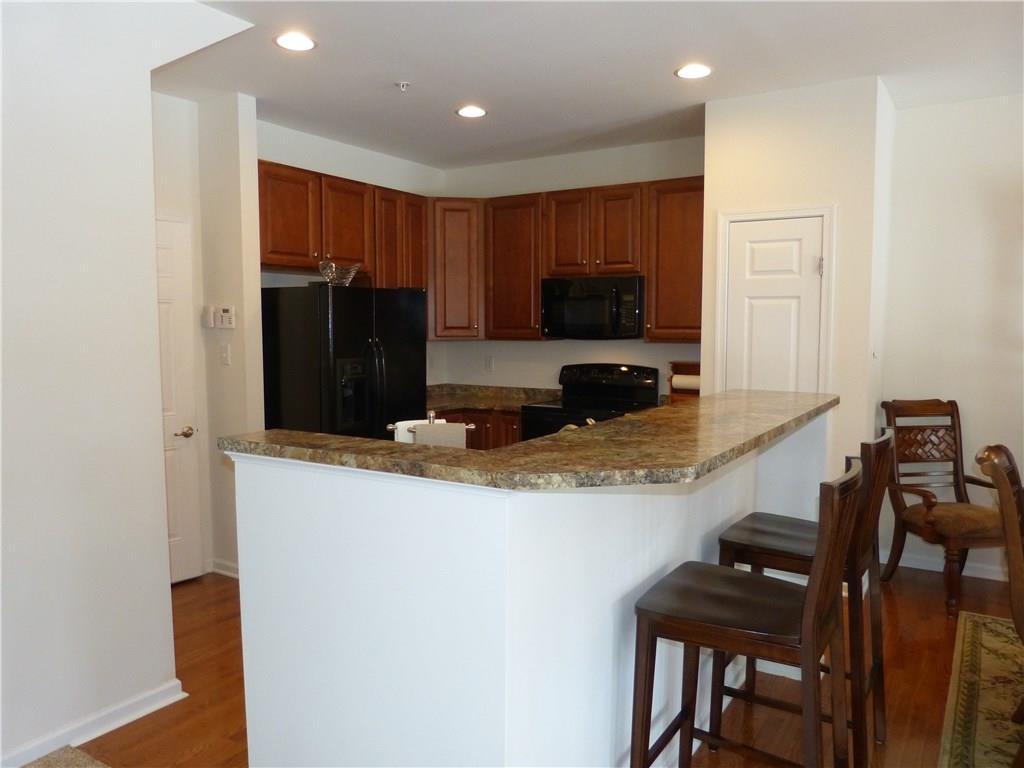306 Maple Ridge Drive Canonsburg, PA 15317 - Photo 10 of 25 Kitchen