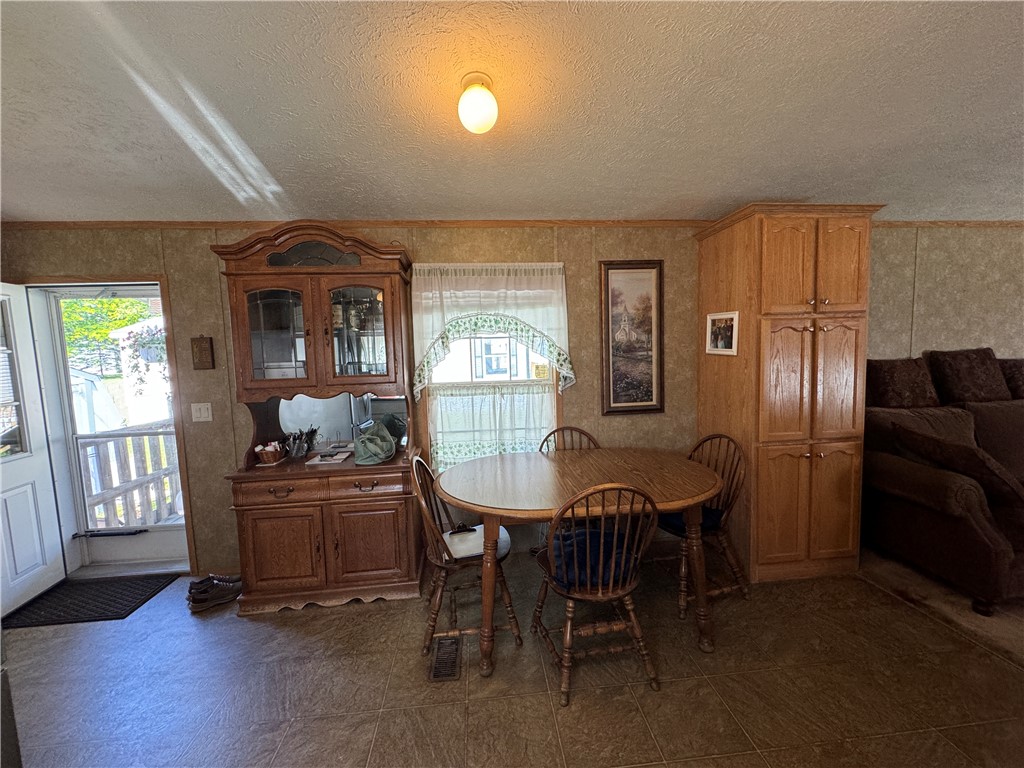 1021 Waterloo Geneva Road, Unit 84 Waterloo, NY 13165 - Photo 6 of 19