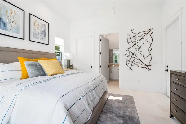 $1,495,000 | 10 Strand Drive, Vero Beach, FL 32963