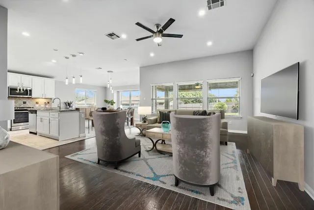 $430,000 | 140 West Highfield Street, Hutto, TX 78634