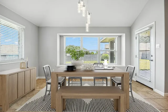 $430,000 | 140 West Highfield Street, Hutto, TX 78634