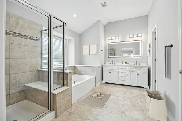 $430,000 | 140 West Highfield Street, Hutto, TX 78634