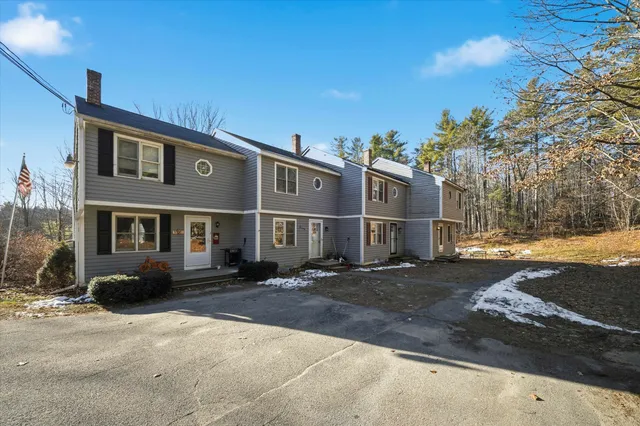 $260,000 | 24 Etta Lane, Unit 3, Weare, NH 03281