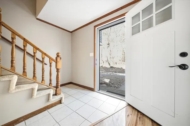 $260,000 | 24 Etta Lane, Unit 3, Weare, NH 03281