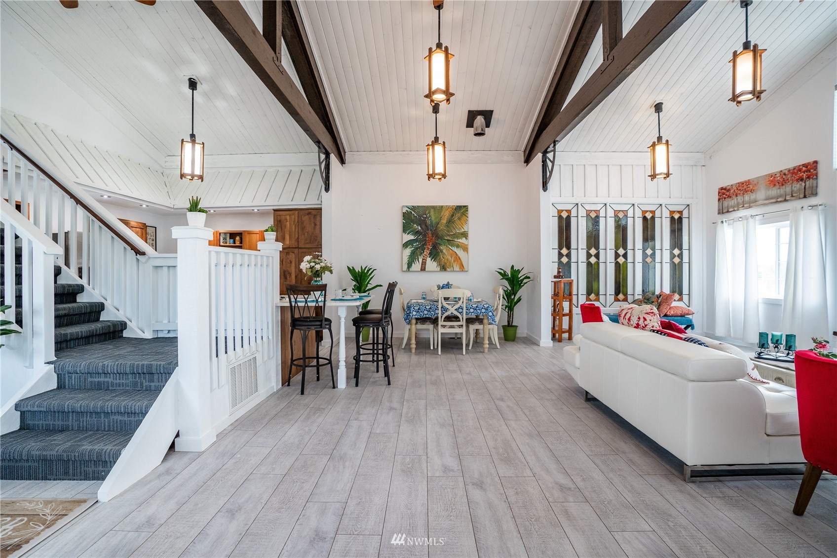 3114 Jackson Highway Chehalis, WA 98532 - Photo 14 of 40 a living room with furniture and wooden floor