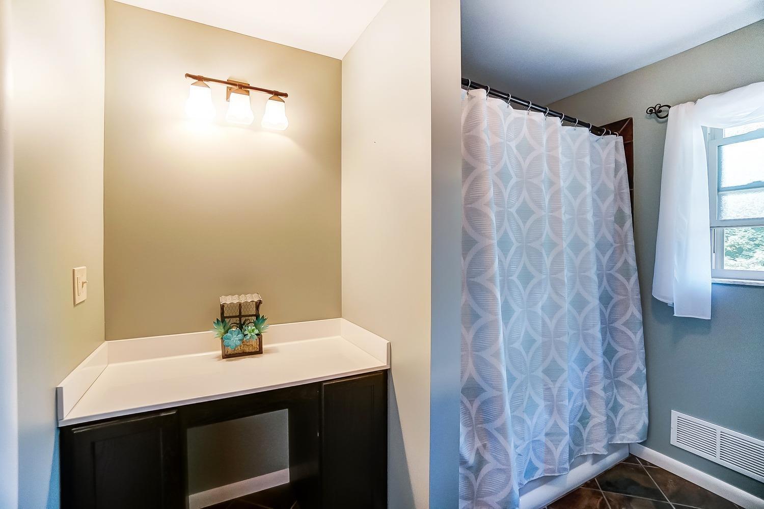 3571 Powner Road Cincinnati, OH 45248 - Photo 21 of 50