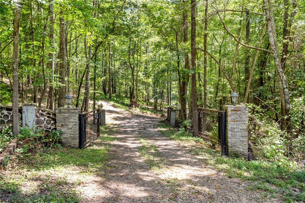 533 Mulberry Road Winder, GA 30680 - Photo 2 of 30