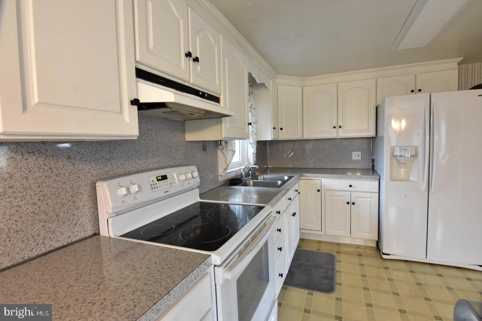 2526 Rhoads Road Gilbertsville, PA 19525 - Photo 11 of 38 Gallery Image 11