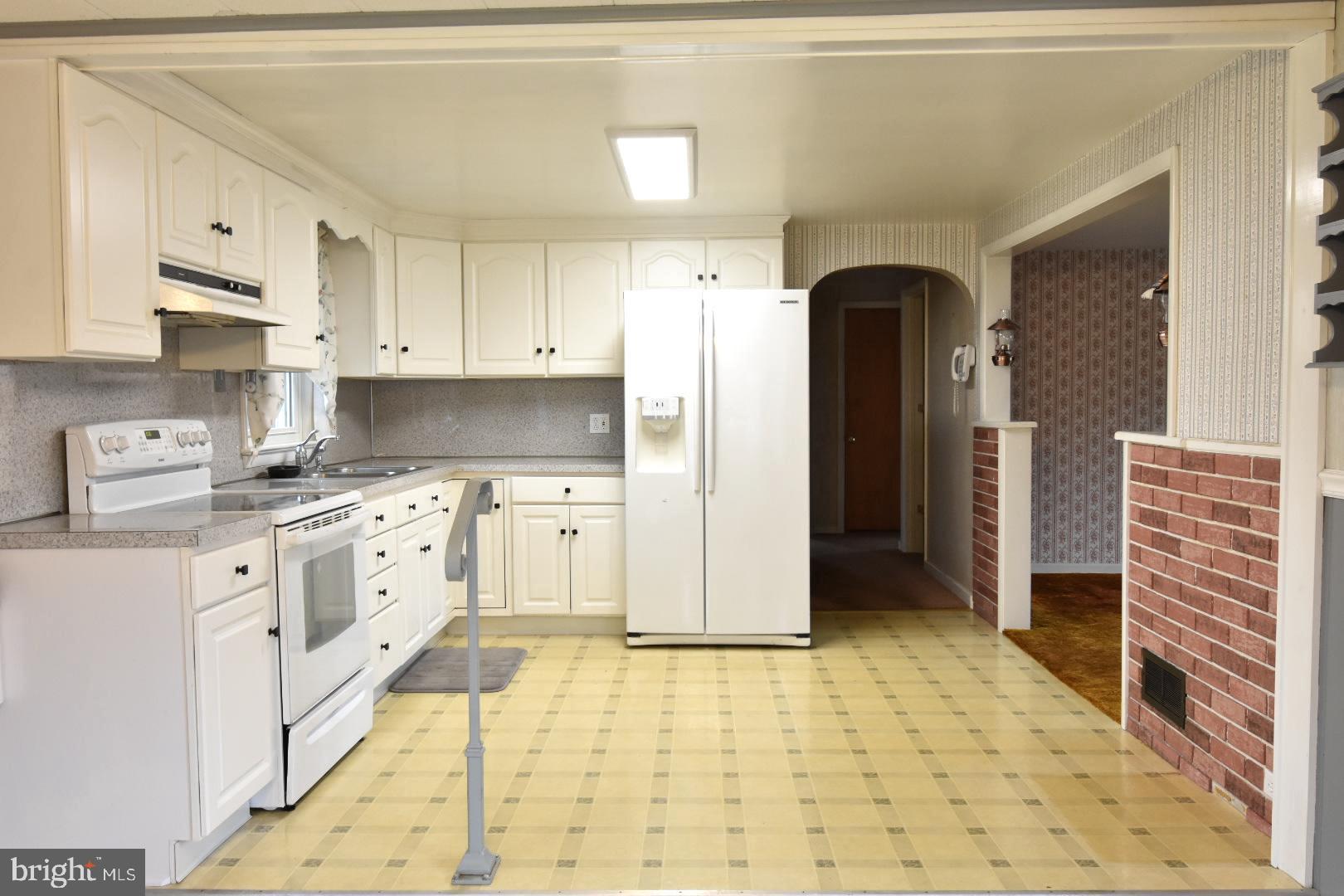2526 Rhoads Road Gilbertsville, PA 19525 - Photo 9 of 38 Gallery Image 9