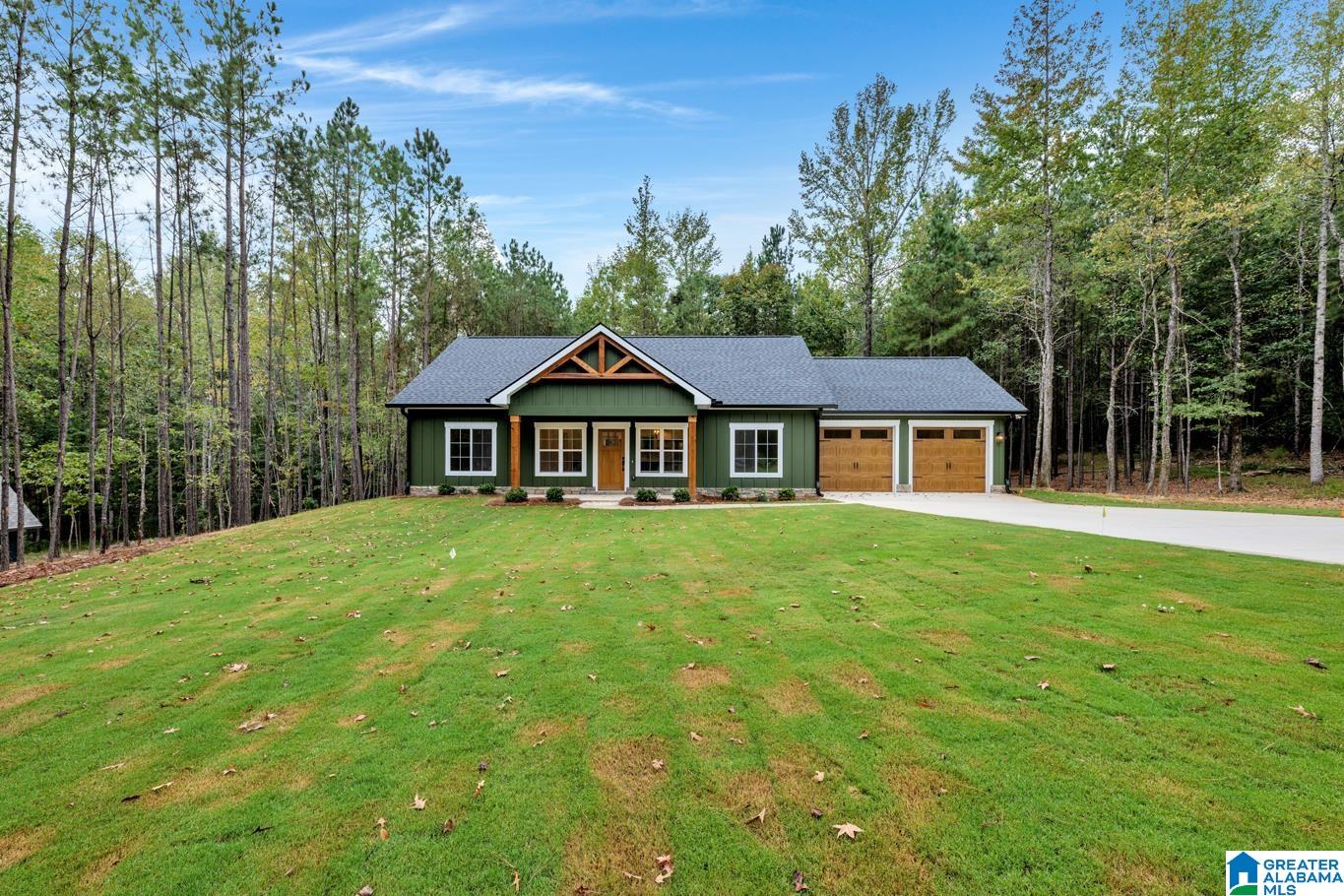 4580 Cabin Road Bessemer, AL 35022 - Photo 2 of 39