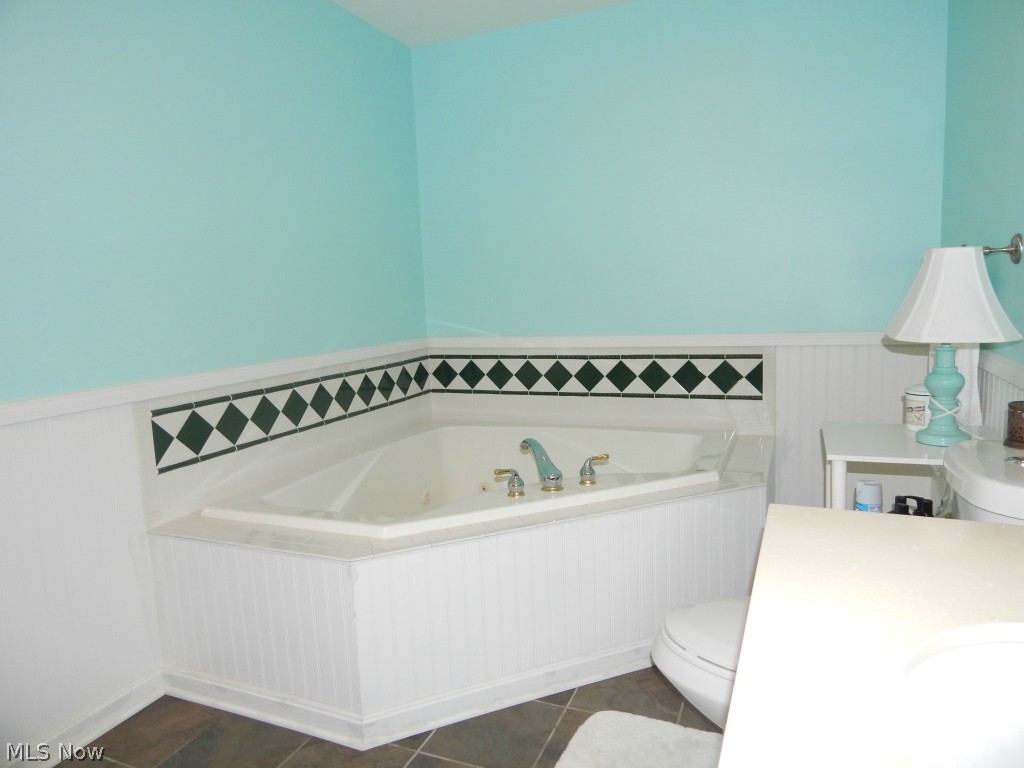 10106 Nichols Road Mantua, OH 44255 - Photo 15 of 25 Gallery Image 15