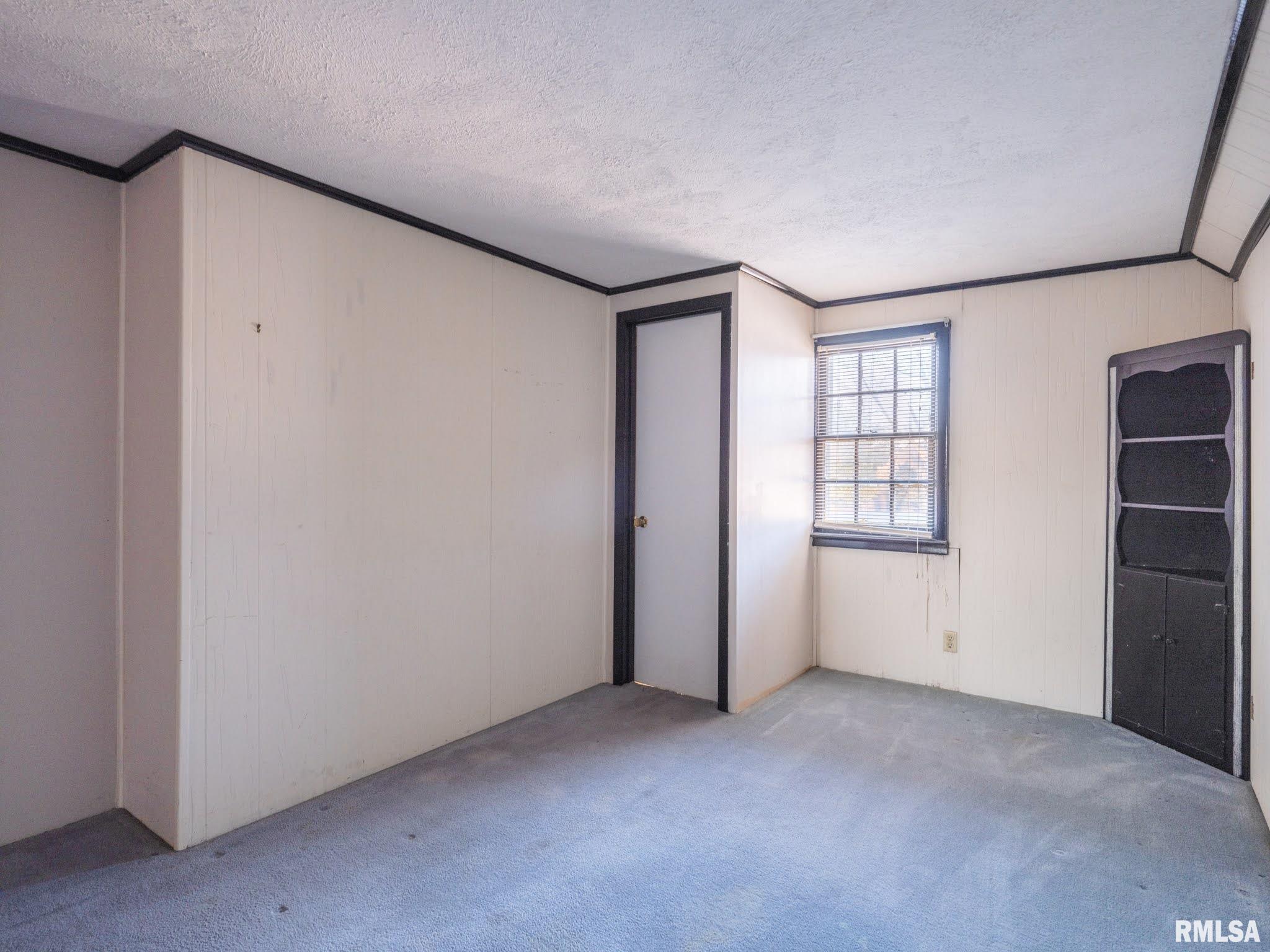 1005 West Ridge Road Peoria, IL 61614 - Photo 13 of 55 Gallery Image 13