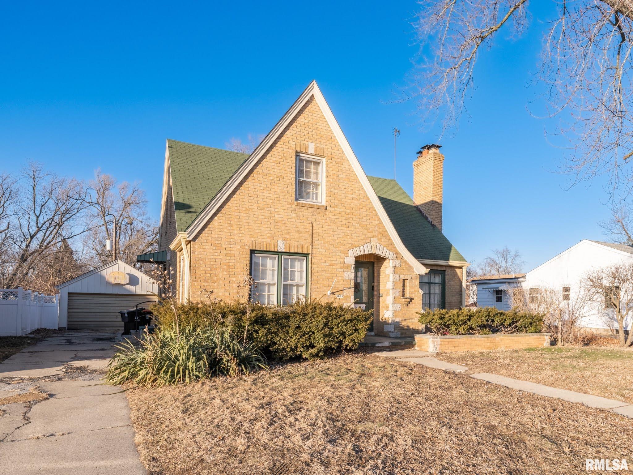 1005 West Ridge Road Peoria, IL 61614 - Photo 2 of 55 Gallery Image 2
