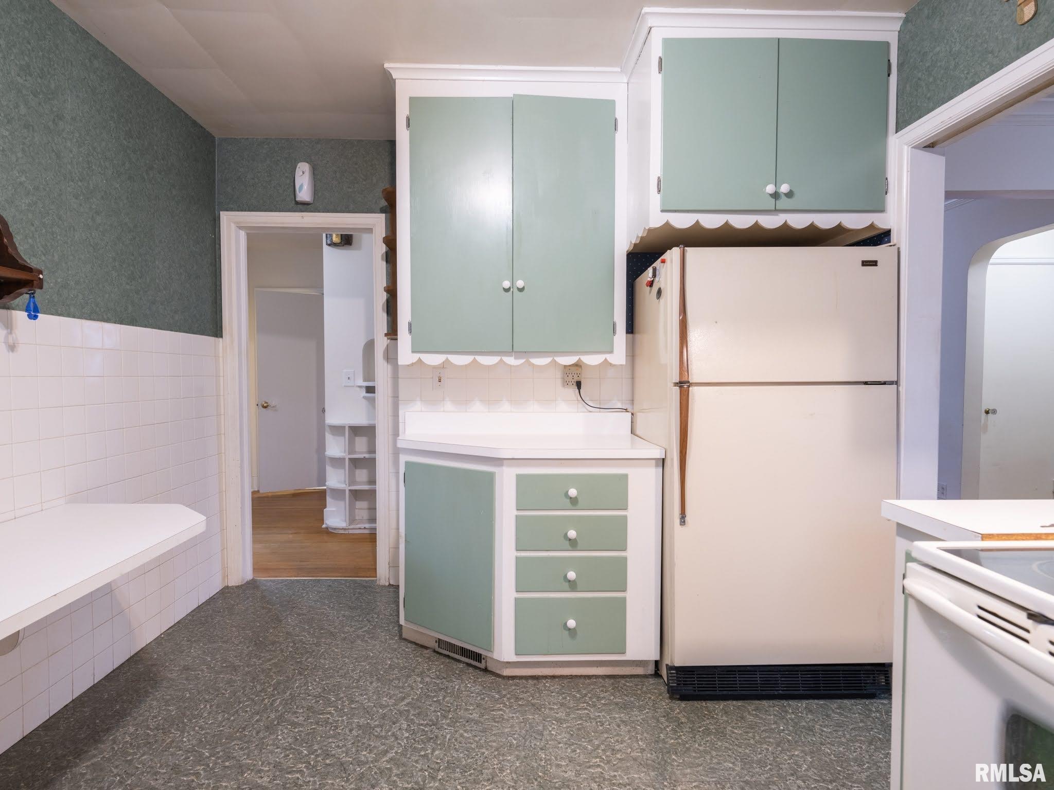 1005 West Ridge Road Peoria, IL 61614 - Photo 44 of 55 Gallery Image 44