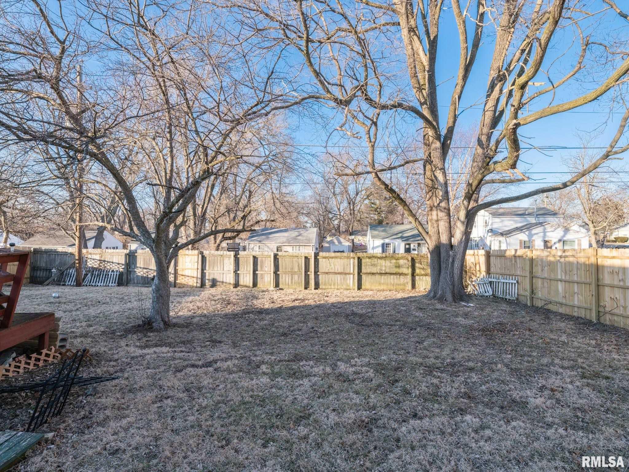 1005 West Ridge Road Peoria, IL 61614 - Photo 8 of 55 Gallery Image 8