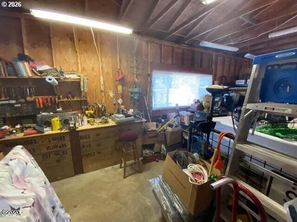 $475,000 | 2867 North North Bank Road, Otis, OR 97368