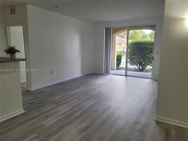 $1,950 | 7910 North Nob Hill Road, Unit 105, Tamarac, FL 33321