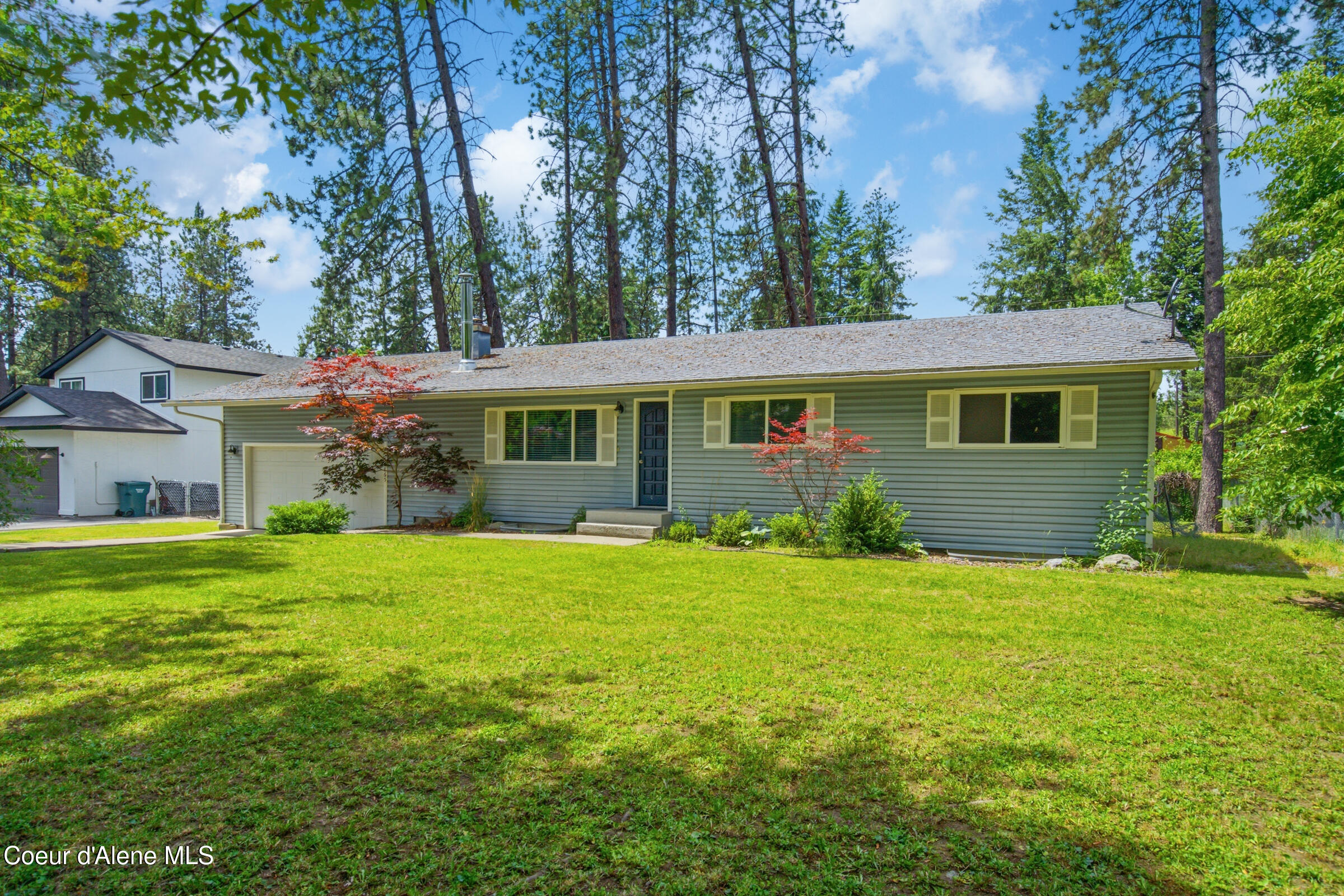 11865 North Forest Road Hayden, ID 83835 - Photo 3 of 27 003