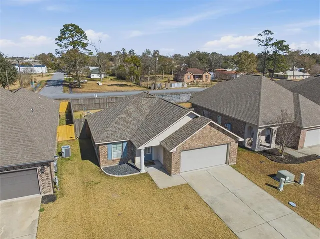 $214,900 | 212 Madison Crossing, Sulphur, LA 70665