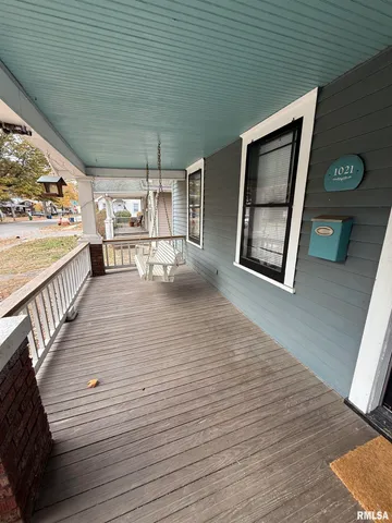 $104,500 | 1021 West Monroe Street, Springfield, IL 62704