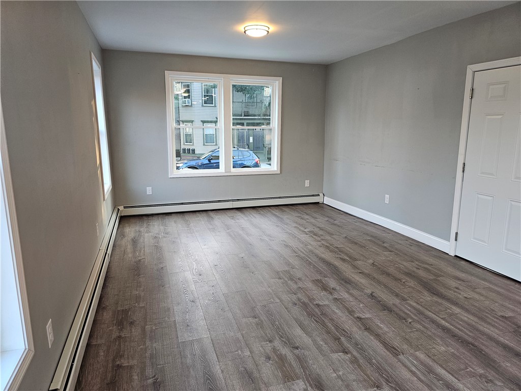 331 Douglas Avenue Providence, RI 02908 - Photo 7 of 23