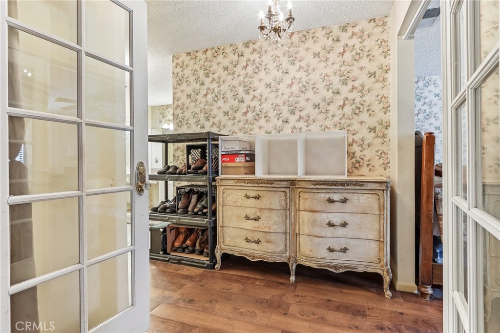 14182 Gayhead Road Apple Valley, CA 92307 - Photo 23 of 69 Primary room
